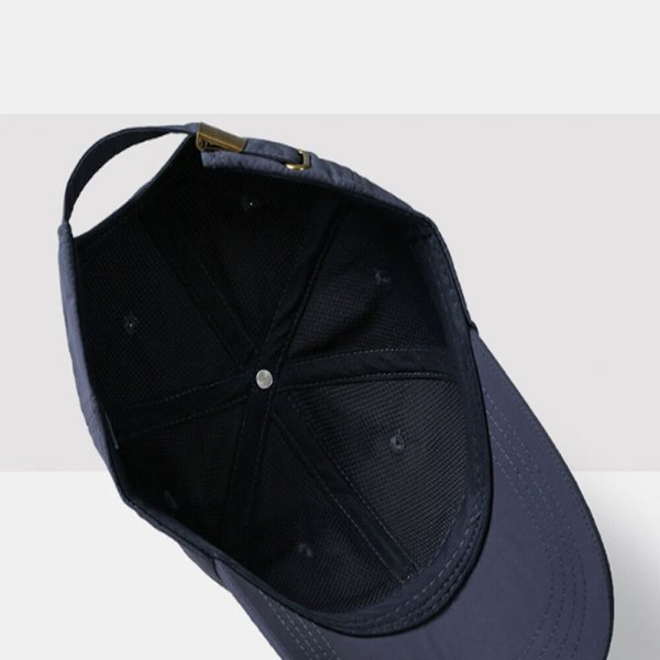 Klassisk svart baseballcaps for menn, 56-59 cm baseballcaps kan brukes under sport