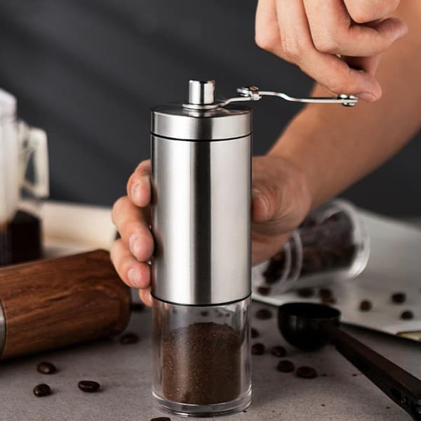 Exakt malningskontroll: externa inställningar, kompakt kaffekvarn i rostfritt stål KLB