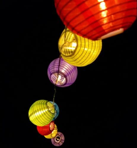 Färgglada LED utomhus ljusslinga sol utomhus 6,35 meter 30 lyktor IP65
