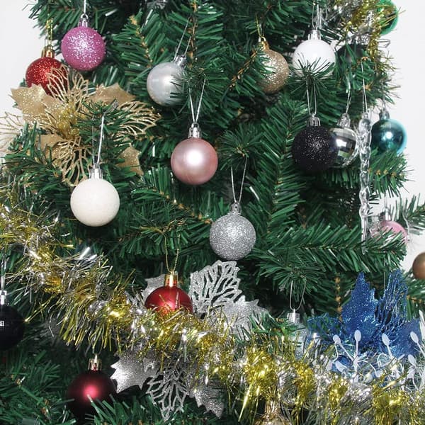 36 stk. Uknuselige julekugler sorte KLB