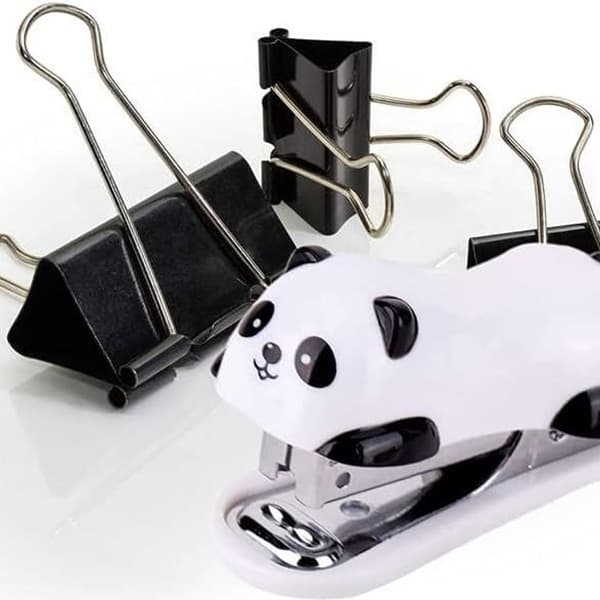 Mini bærbar panda kontor stiftemaskin bærbar manuell stiftemaskin søt panda