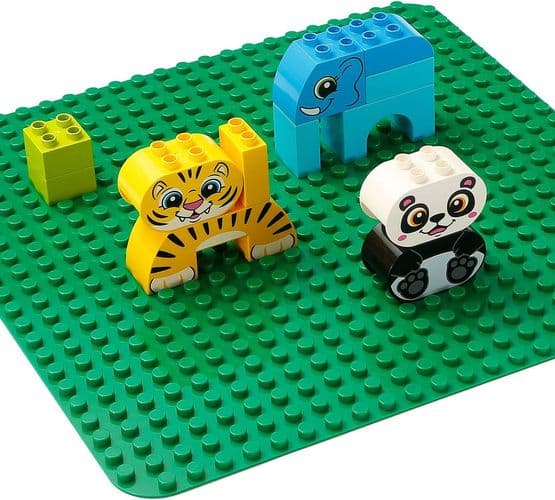 38x38 baseplate for montering og presentasjon, kompatibel