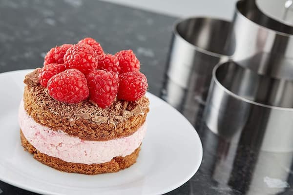 Mousse-ringer i rustfritt stål, kakeform med skyver, 8 cm diameter, sett med 6 runde