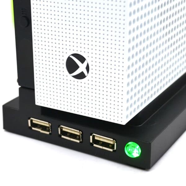 Xbox One S Stativ med Vifte - Vertikal, 3 USB-porter KLB