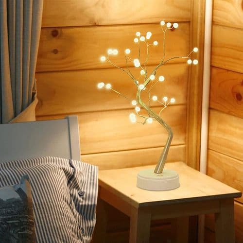 LED-pöytälamppu lasten sängynpäätyyn kynätelineellä