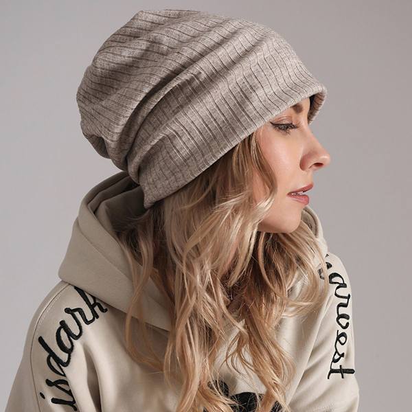 Slouchy strikket lue for kvinner, vinter, myk, varm, dameull, stripet, karri, KLB