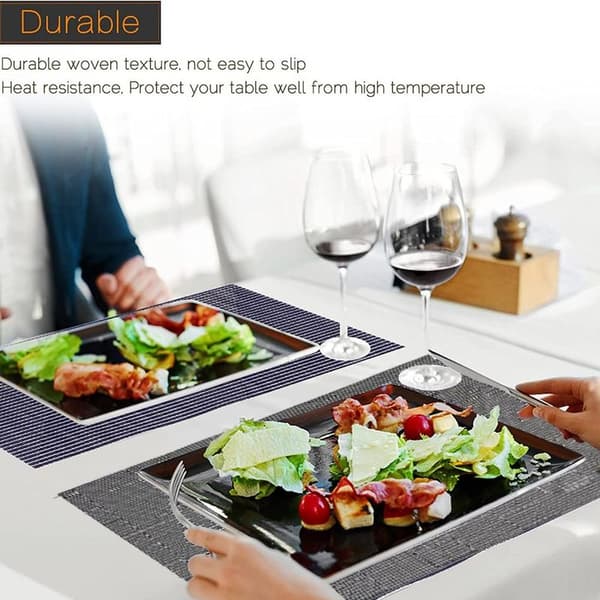 Rektangulära placemats för köksbord och matbord. Ljusgrå