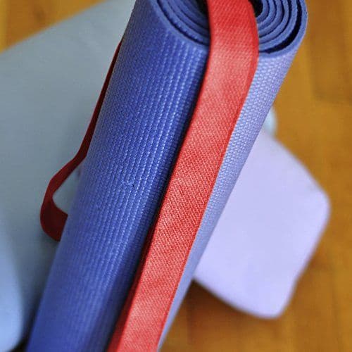 Yogarem 2,5 m – E-bok inklusive yogarem med tjock bomull anti-ring röd
