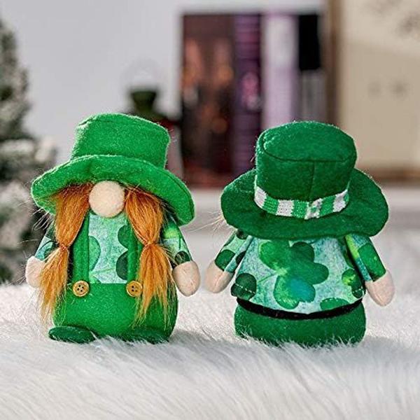 2-delad dekoration för St. Patrick's Day med tomtar, handgjorda skägg och flätor från KLB