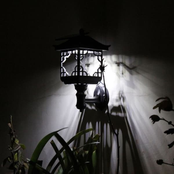 LED Solcelledrevne Udendørs Hus Plæne/Have Dekorationslys (Sorte Søjlehatte)