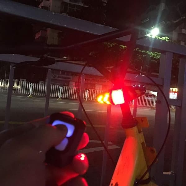 Sykkel baklys med blinklys, USB-ladbart, ultrasterkt