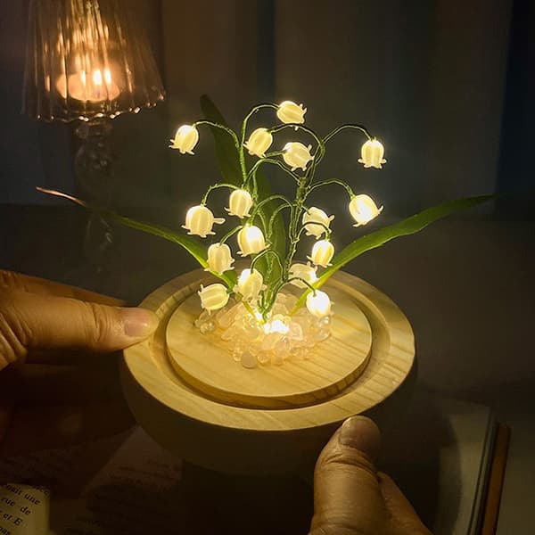 Liljekonvallblomst Dekor Blomsterlampe for Kvinner Bursdag KLB
