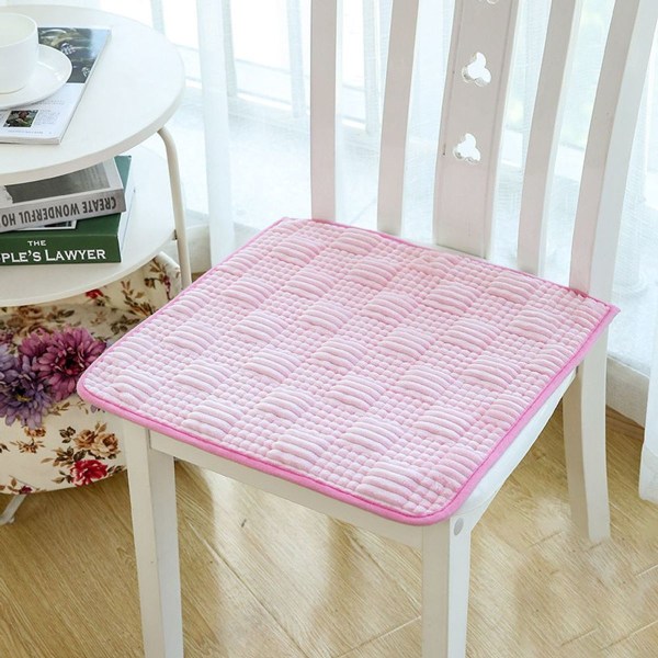 Snygga halkfria premium komfort sittdynor för stolsdynor i rosa