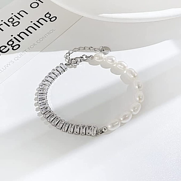 Unikt halvpärla och halvsilverarmband