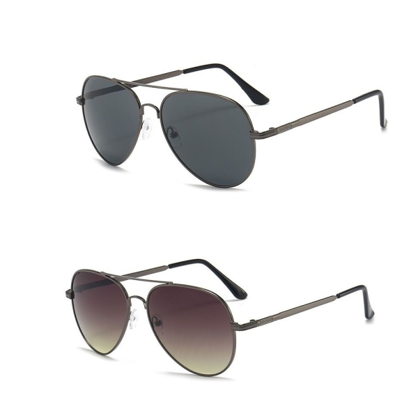Tvådelad set av svarta och gråa och gråa och gröna solglasögon för män, dubbelstrålesolglasögon för kvinnor, svart paddaspegel, modepersonlighet, spegel
