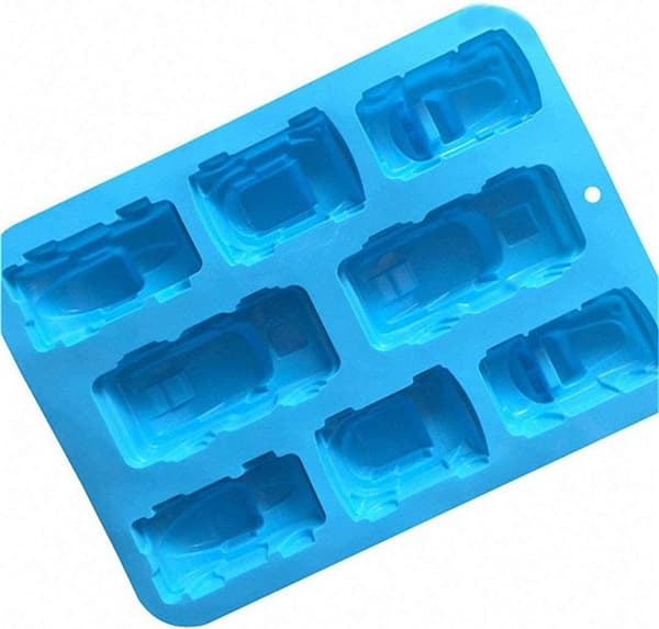 1 Silikonform til Muffins, Cupcakes og Gele - Bilform, tilfældig farve levering (32,5 * 24 * 4,0 CM)-