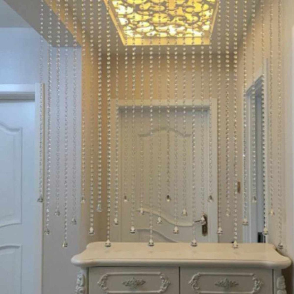 Transparent gardin med krystalperler