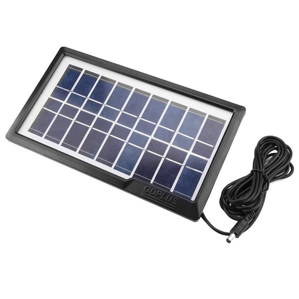 Solcelledrevet multifunktionelt belysningssystem med LED-spotlight KLB