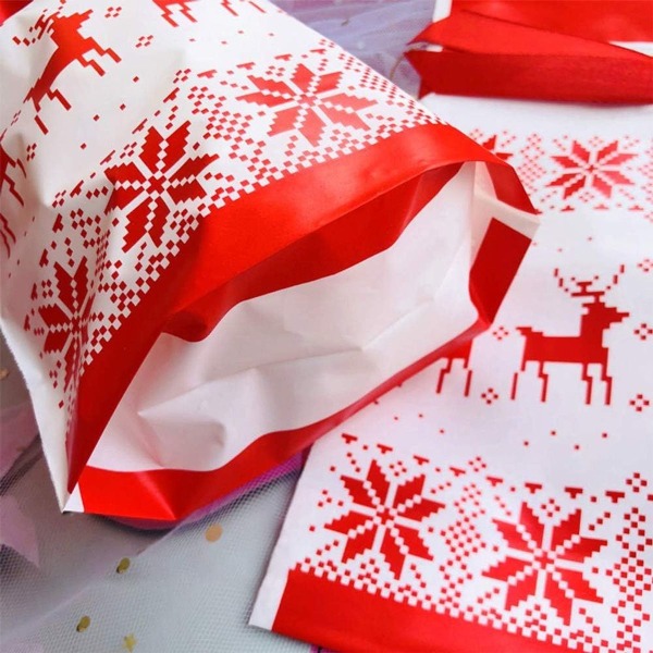 Julegaveposer med snøre, 50 stk julesnøre KLB