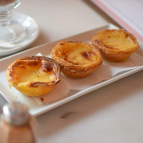 24 st äggformar, små pajformar, dessertformar och puddingformar