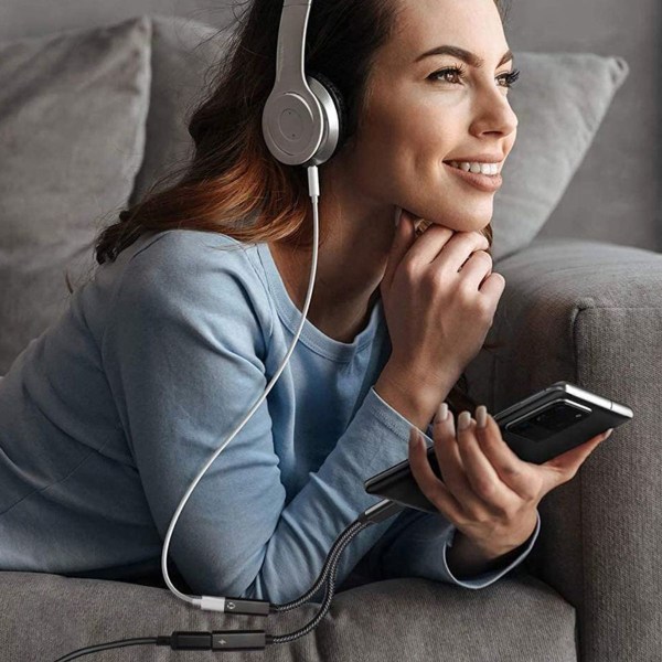 USB-C-splitter, dubbla USB-C-hörlurar och laddningsadapter med TA2H-R2L60 svart