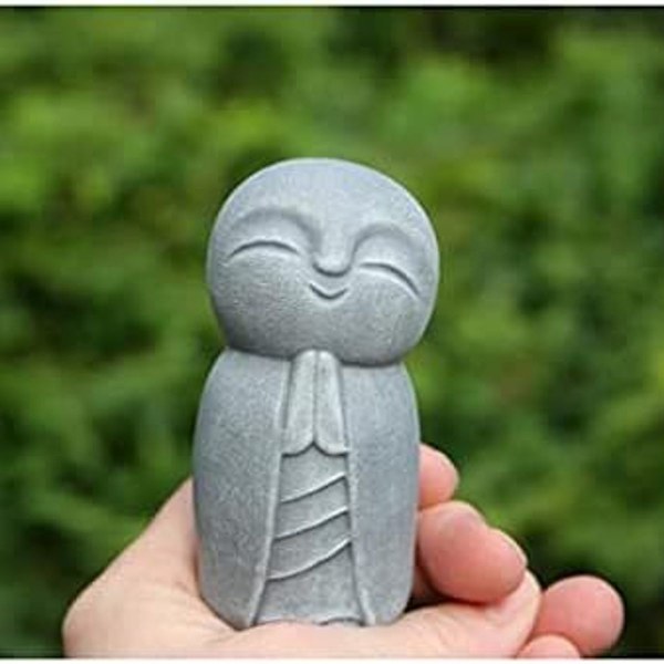 Munk leende Buddha staty, perfekt dekoration för ditt hem