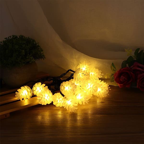 6,5 m solcelledrevne, vanntette lys med 30 LED-konglestil KLB