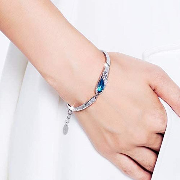 Silver armband Silver blå glittrande kristallarmband