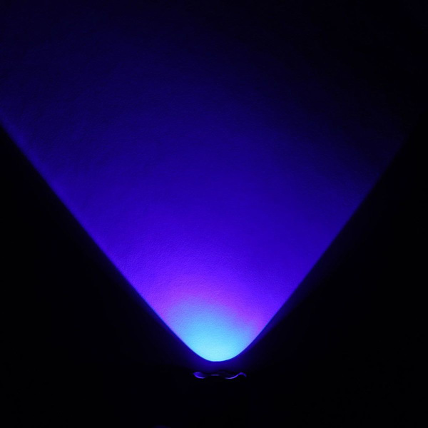 LED-ficklampa, färgat ljus, bärbar, hög ljusstyrka KLB