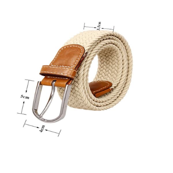 En elastisk rosa tygband för att sticka och ett stretchigt elastiskt bälte för män och kvinnor