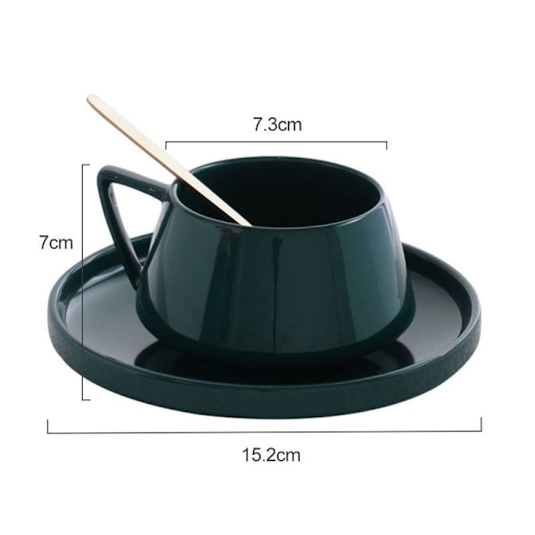 220 ml tekopp eller kaffekopp med fat, tillverkad av porslin,