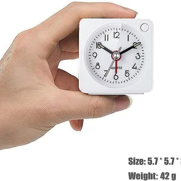 Ultraliten analog väckarklocka för resor: snooze- och ljusfunktion ingår