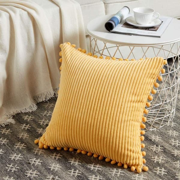 2-pack kuddfodral för soffa, 45 x 45 cm, elegant kuddfodral med pom poms