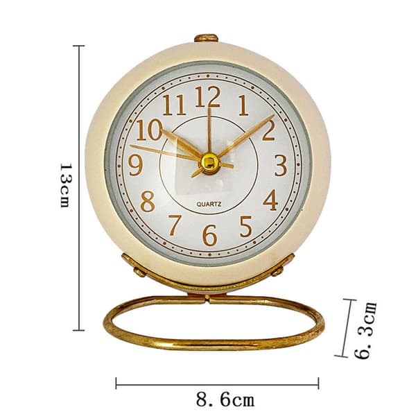 Liten bordsur, klassisk bordsur för barnrum, analog alarm, beige