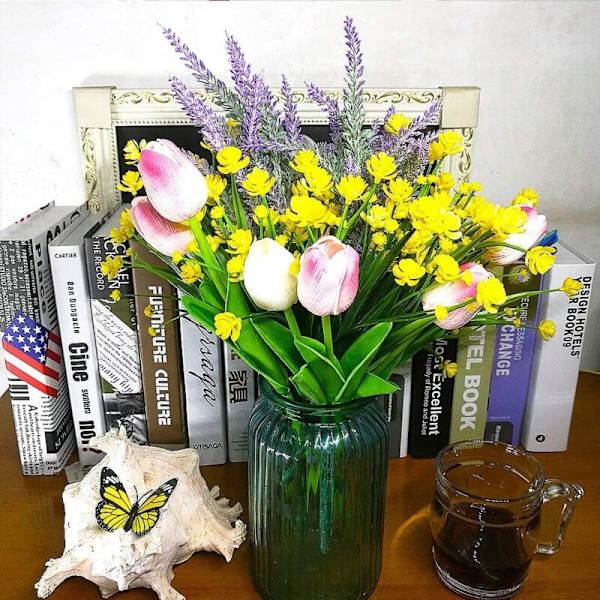 Falska konstgjorda blommor, 4-pack konstgjorda eukalyptusväxter, UV-beständiga gröna blommande växter för utomhusbruk, hängande inomhus (gul) KLB