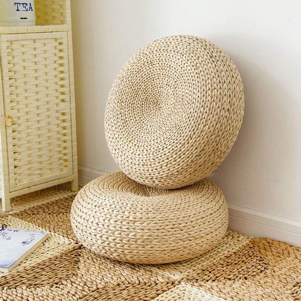 Håndvevd stråpute for meditasjon