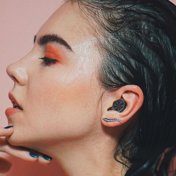 Bluetooth trådlösa sport-headset med LED-display grå
