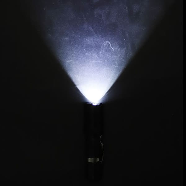 Kannettava T6 LED -taskulamppu, vedenpitävä, teleskooppinen KLB