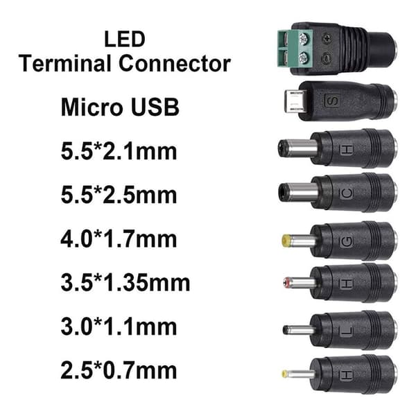 Universal 12W AC/DC-adapter med 8 DC-stik