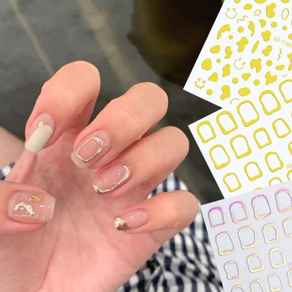 10 stk. Ko Farve Blok Neglekunst Stickers (1780 Guld)