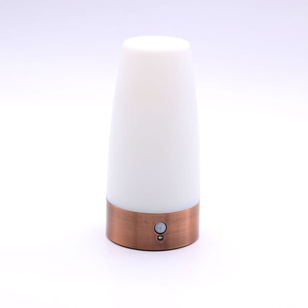 LED-bordslampa med rörelsesensor - batteridriven KLB