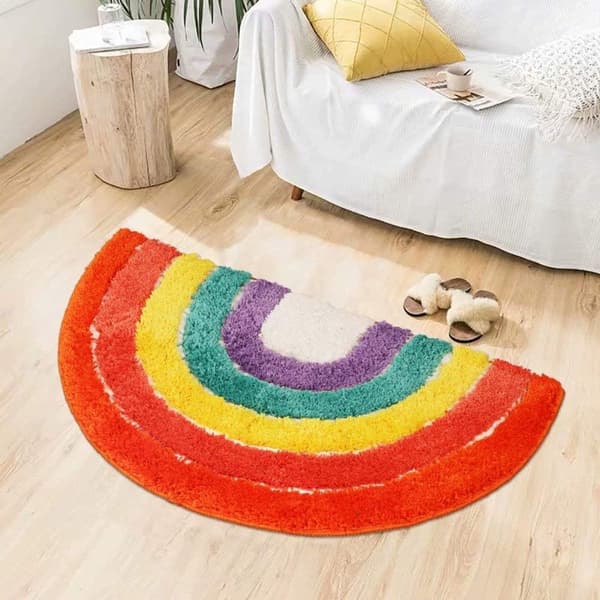 Farget stripet badematte, halvsirkelformet sklisikker absorberende mikrofiber,