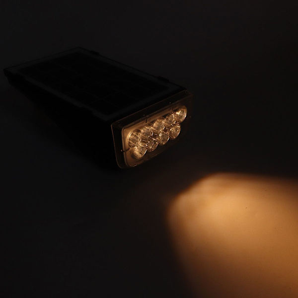 Solcelle gulvlamper IP65 Vandtæt 3 Tilstande Roterende Lys KLB
