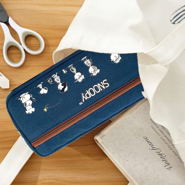 Herr Pennskrin i Stort Format i Canvas, Stationery Box Shape2 KLB