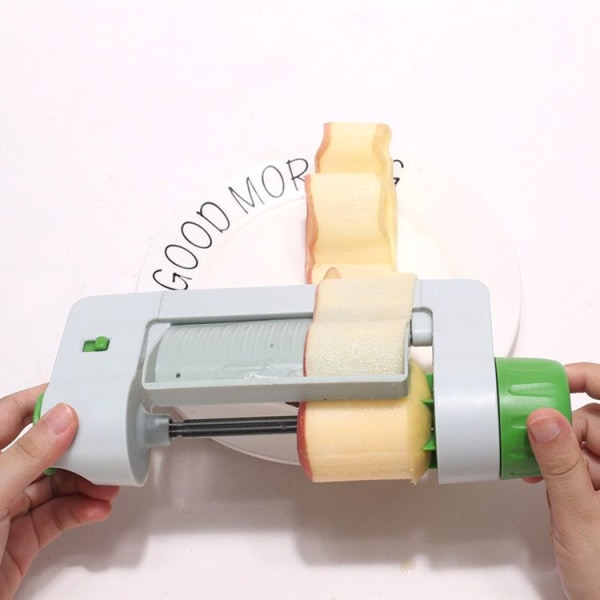 Veggie Sheet Slicer, den innovativa redskapet för att skära grönsaker och frukter i extra tunna remsor, denna skalare är en oumbärlig kulinarisk assistent.