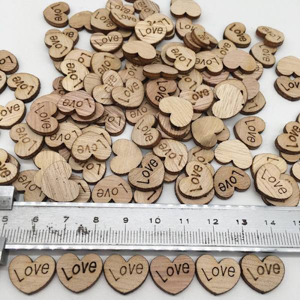 100 Mini Simple Hjerteformede Træskiver Skåret Kærlighedsmønstre Kunst Håndværk til Bryllupsfest Dekoration