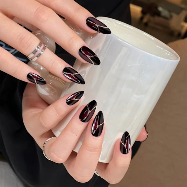 Röd Svart Press On Nails Mandelformade Konstgjorda Naglar Med Gyllene Böjd Linjedesign Med Limstift På Naglar För Bröllop Födelsedag