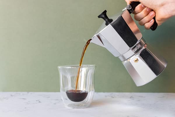 150 ml aluminium espressokande, tre kopper, sølv