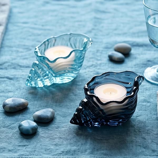 Ljusstake i glas formad som snäcka, stabil bas för värmeljus, kustnära inredning med strandtema, ljusblå Light Blue