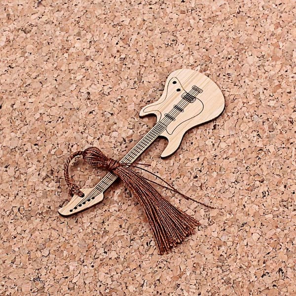 Design Gitarr Bambu Bokmärke med Tofsar för DIY-projekt och Presentetiketter-C C